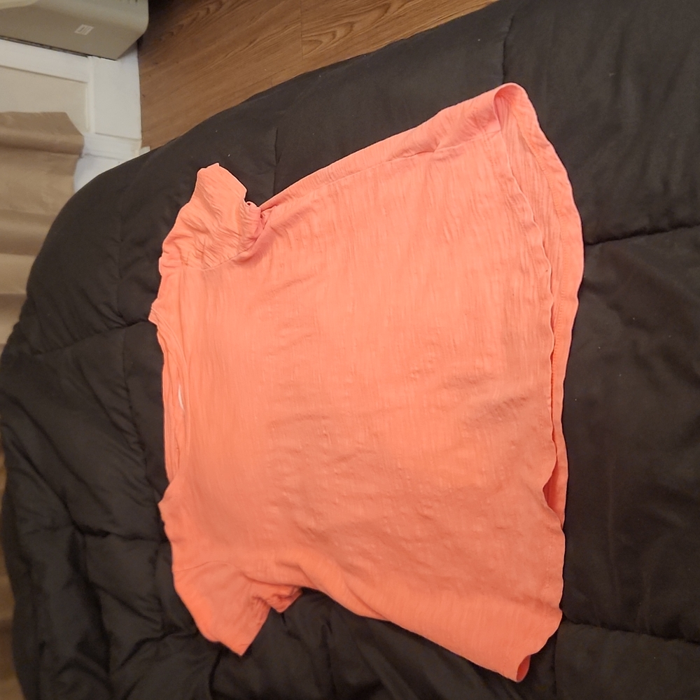 Tee shirt
